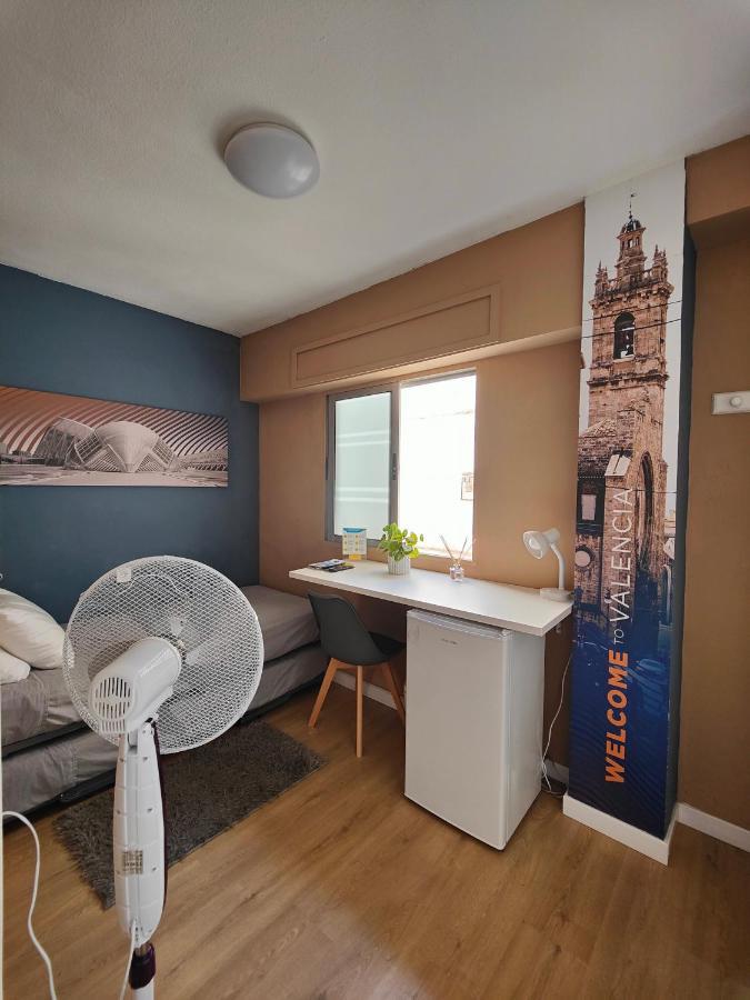 Habitacion En Alquiler, Valencia / Room For Rent, Valencia Валенсия Екстериор снимка